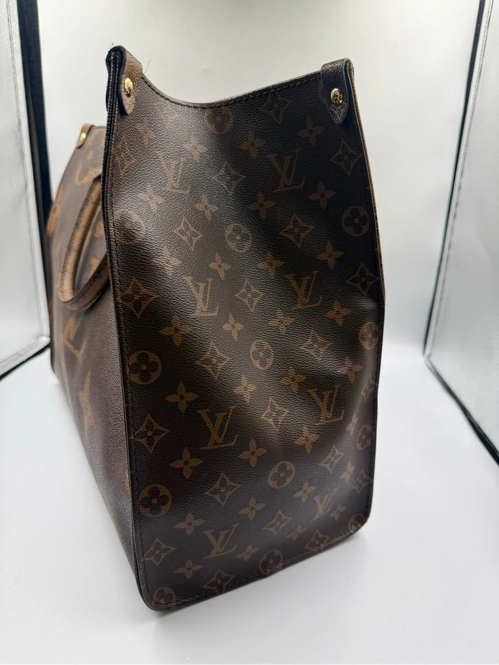Louis Vuitton authentic louis